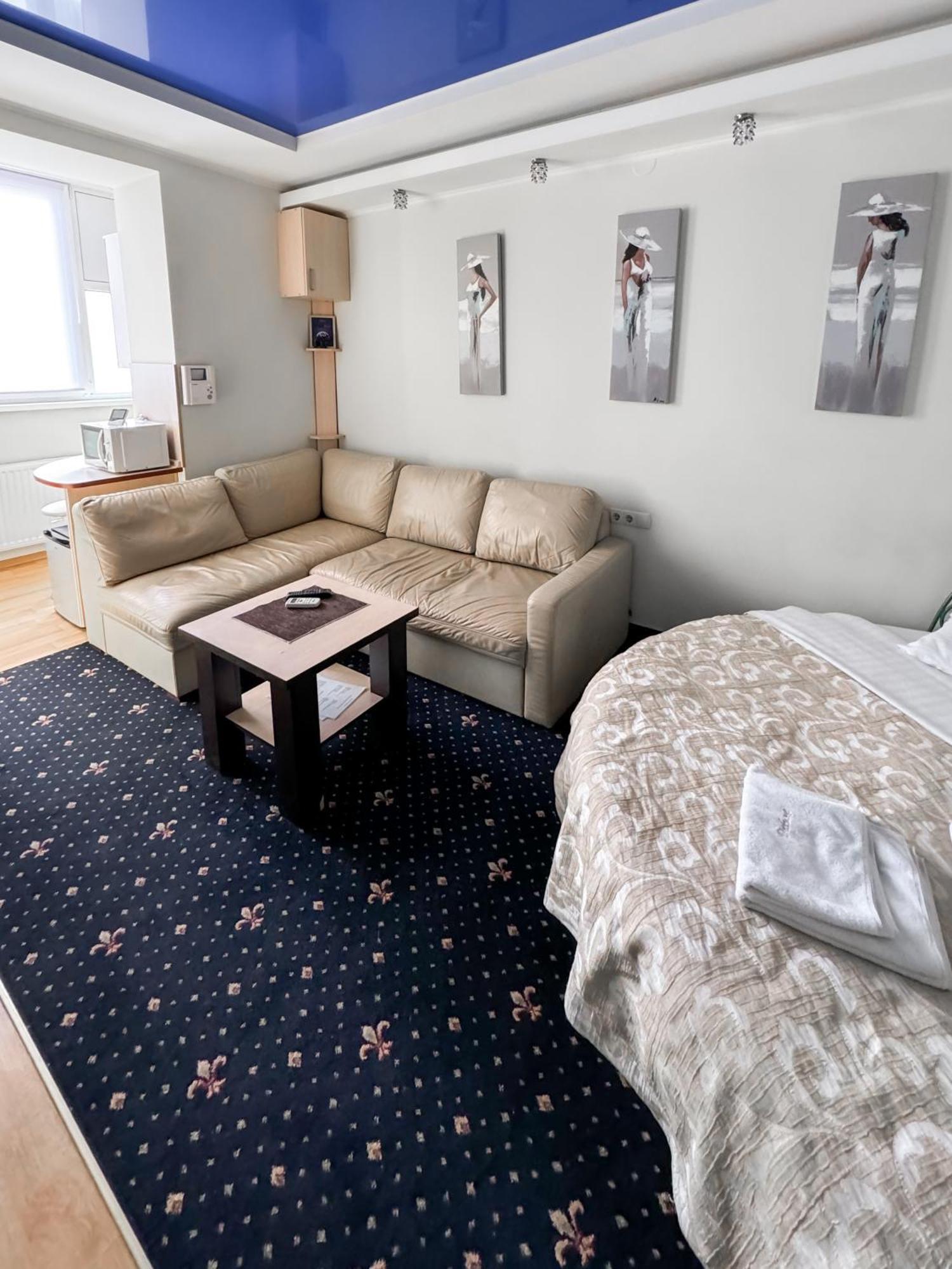 Apartments Deluxe Ivano-Frankivsk Eksteriør bilde