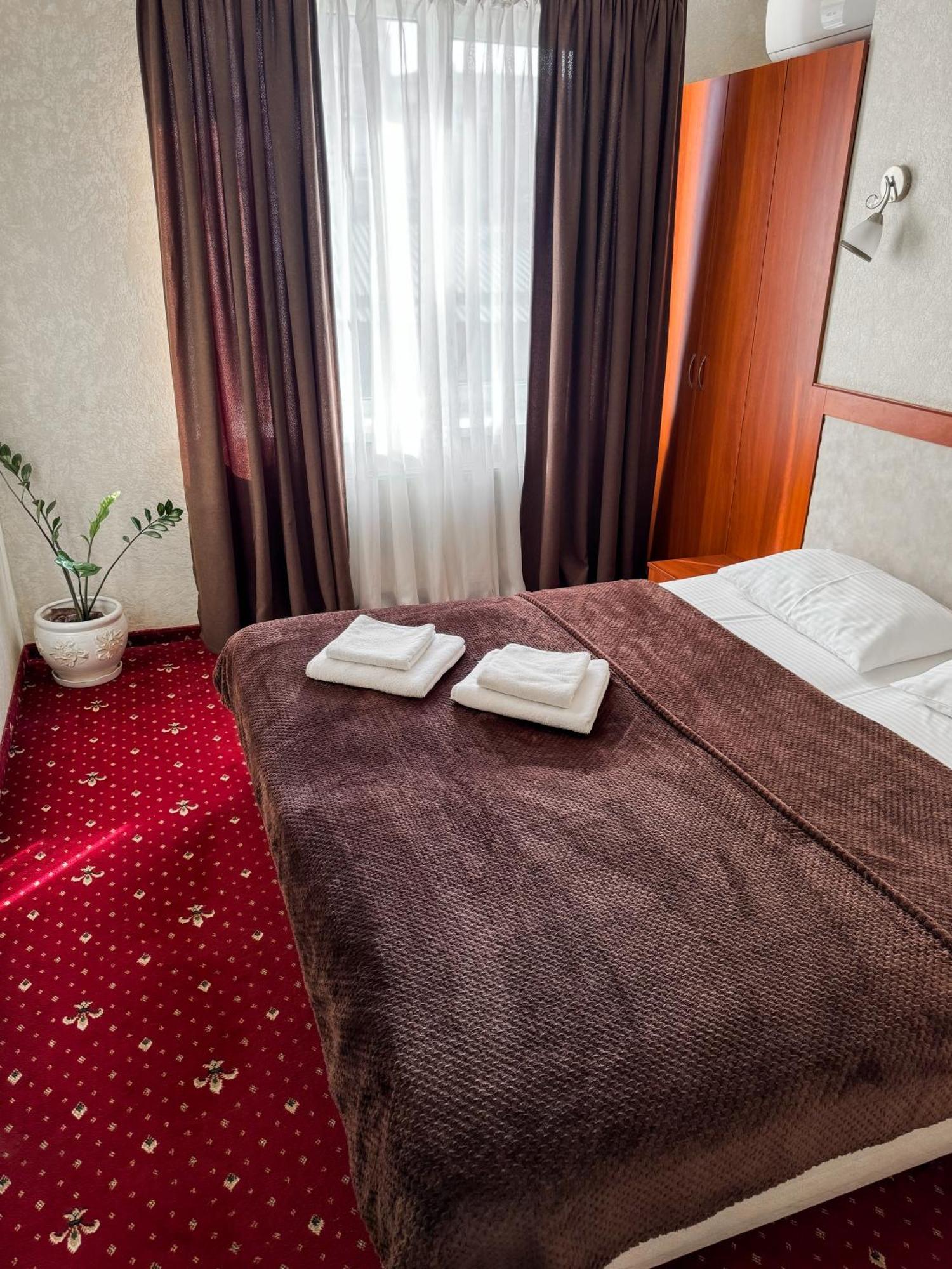 Apartments Deluxe Ivano-Frankivsk Eksteriør bilde