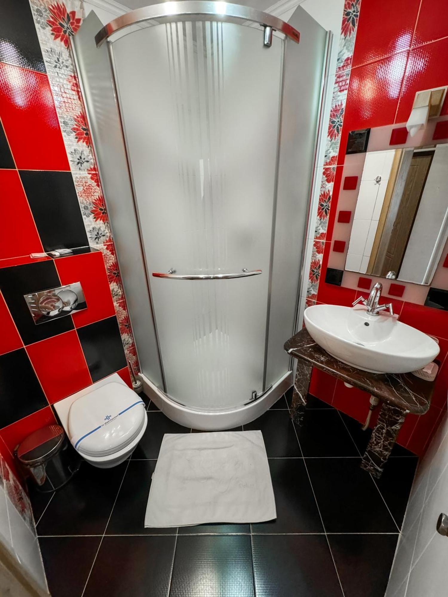 Apartments Deluxe Ivano-Frankivsk Eksteriør bilde