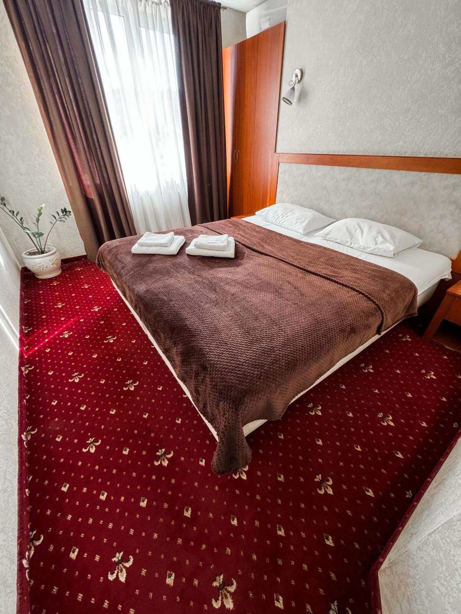 Apartments Deluxe Ivano-Frankivsk Eksteriør bilde