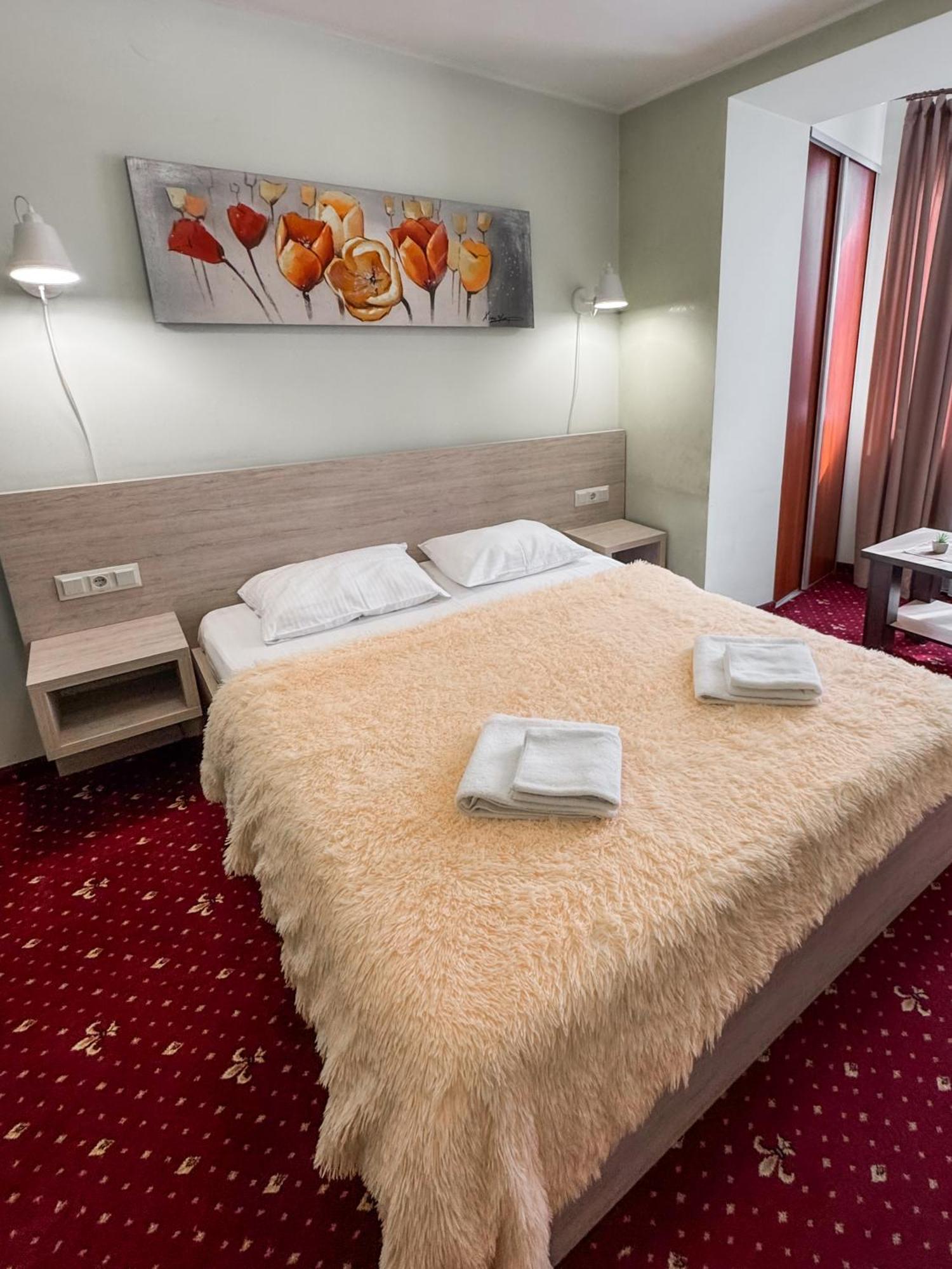 Apartments Deluxe Ivano-Frankivsk Eksteriør bilde