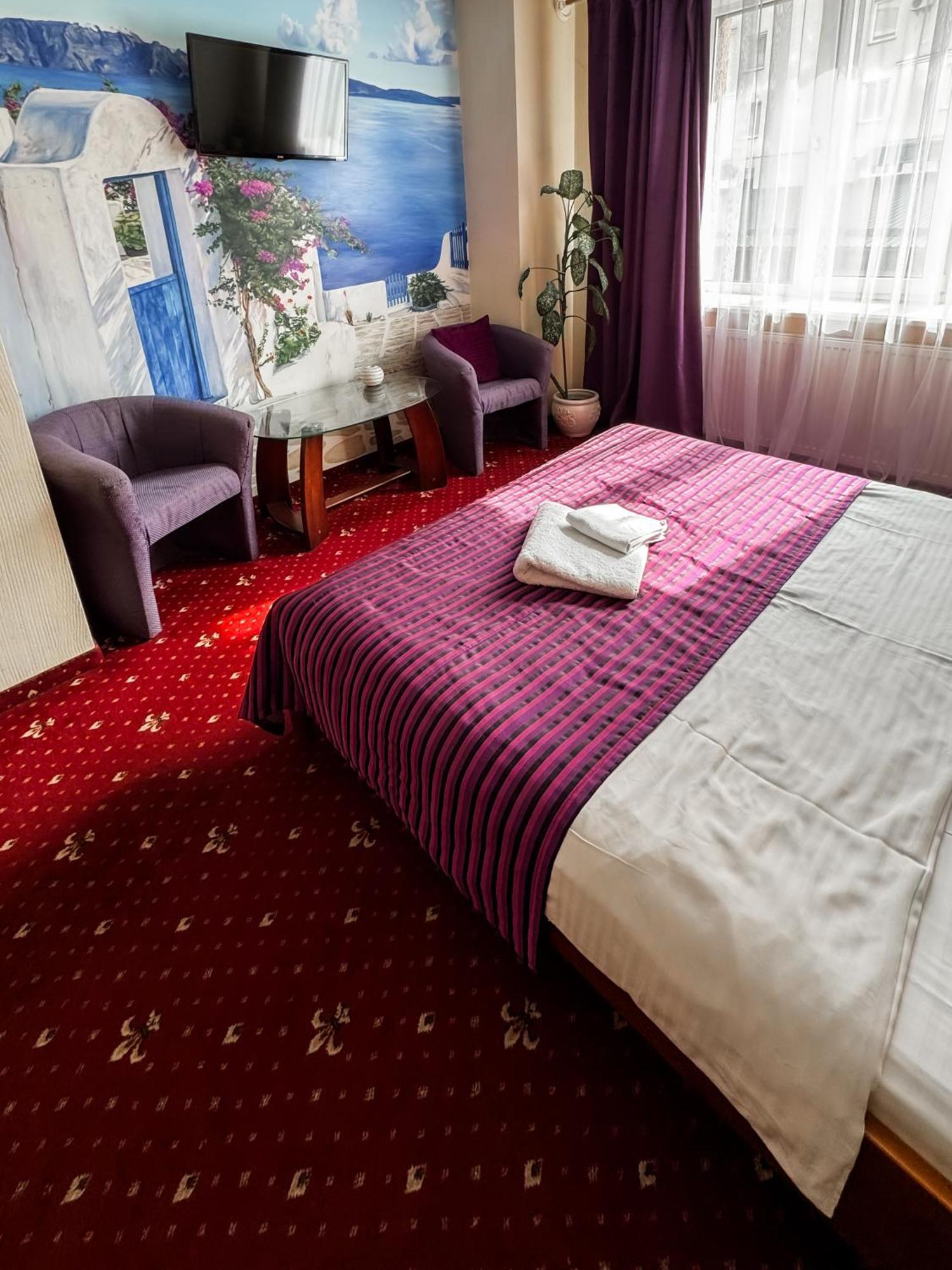 Apartments Deluxe Ivano-Frankivsk Eksteriør bilde