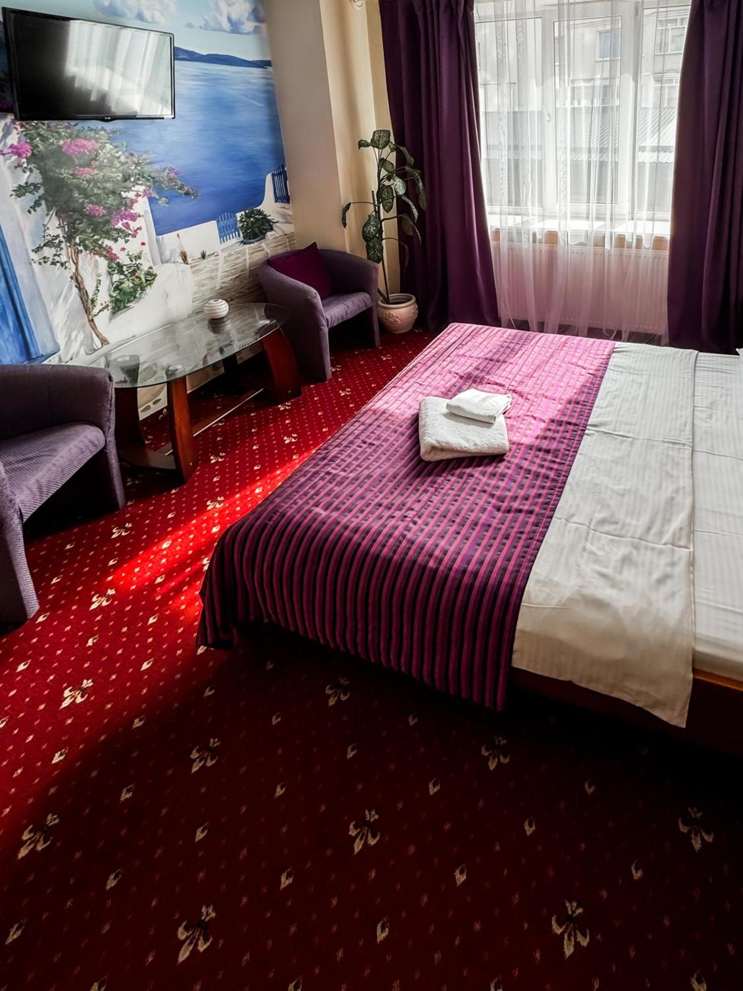 Apartments Deluxe Ivano-Frankivsk Eksteriør bilde
