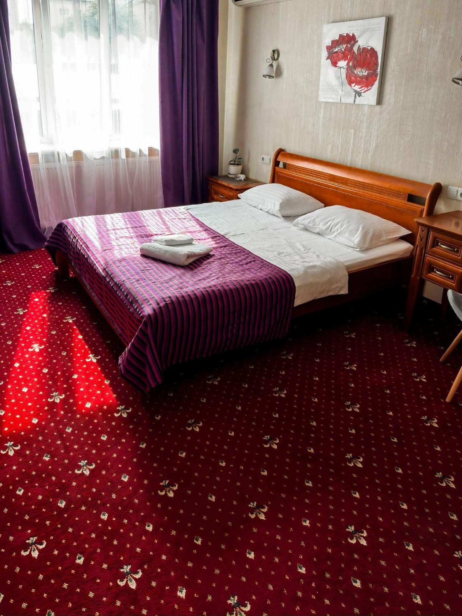 Apartments Deluxe Ivano-Frankivsk Eksteriør bilde