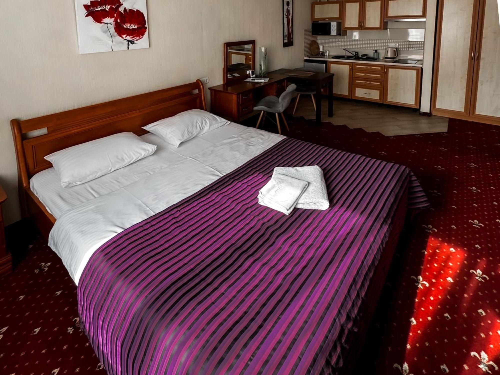Apartments Deluxe Ivano-Frankivsk Eksteriør bilde
